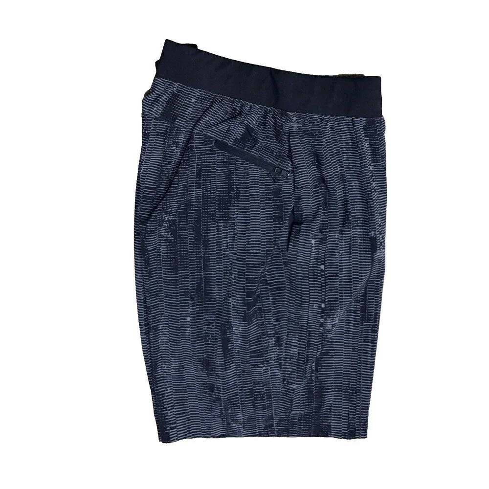 Lululemon T.H.E. Short Mens M Black Gray Abstract Print Lined Gym Run Training S